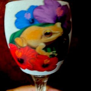 It’s a cover for a wine glass set of 4